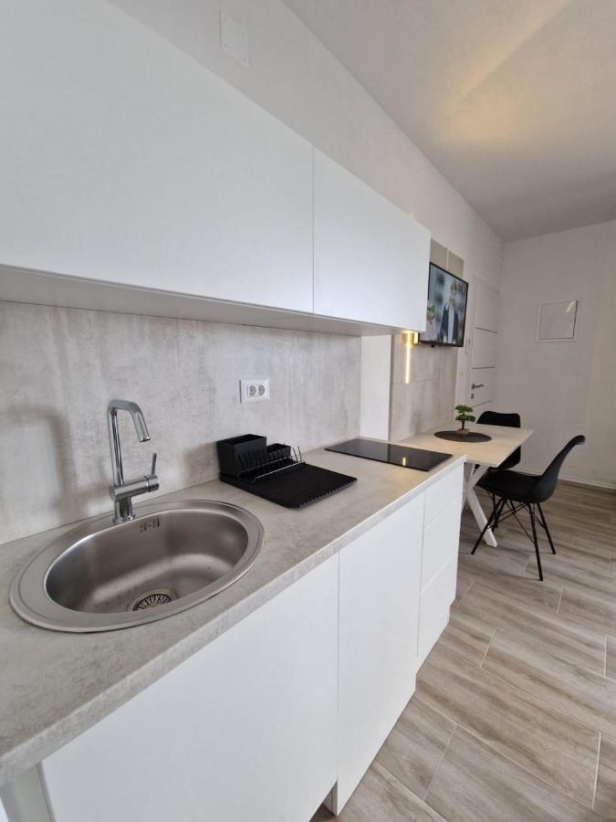 Elegance Dream Apartment Неум Екстериор снимка