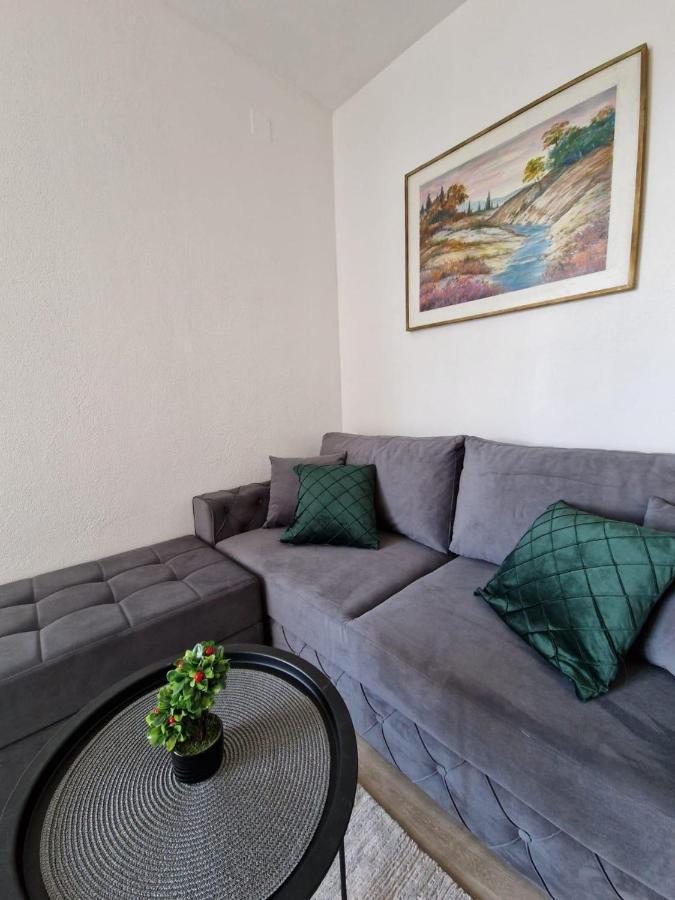 Elegance Dream Apartment Неум Екстериор снимка